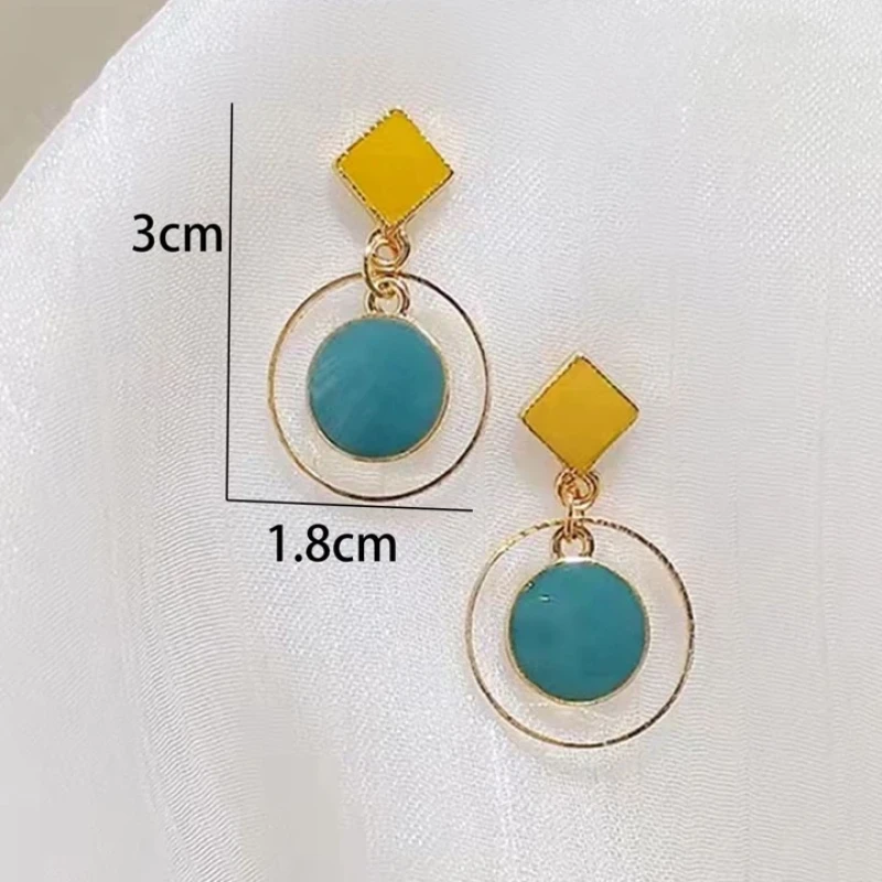 Geometric Dangle Earrings
