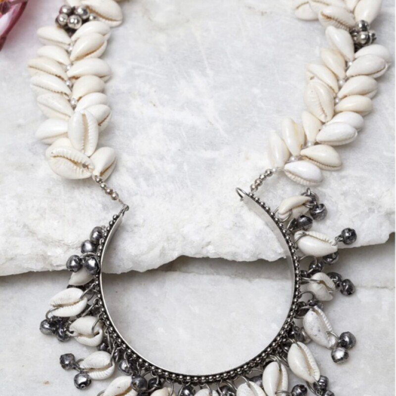 Silver Cowrie Handmade Necklace